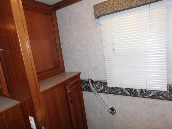 39L FLEETWOOD DISCOVERY for Sale $63,900