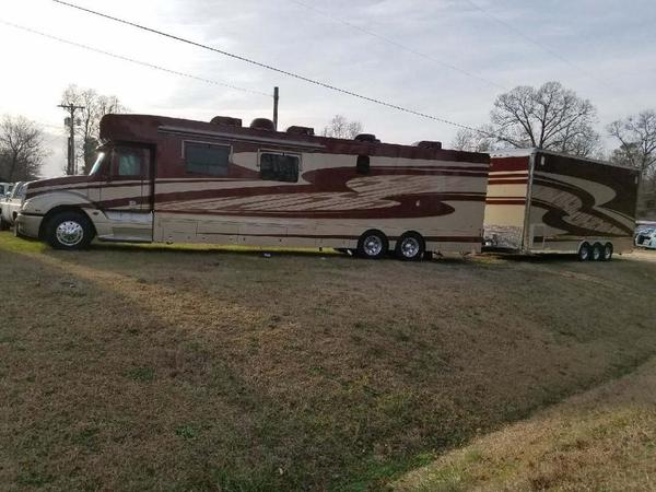 2008 freightliner with 31 ft stacker trailer