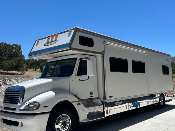 2007 Renegade 40ft Toterhome  for Sale $145,000 