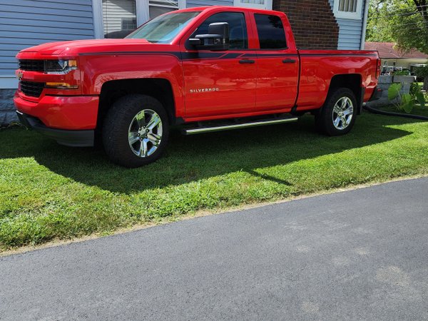 2017 Chevrolet Silverado 1500  for Sale $26,500 