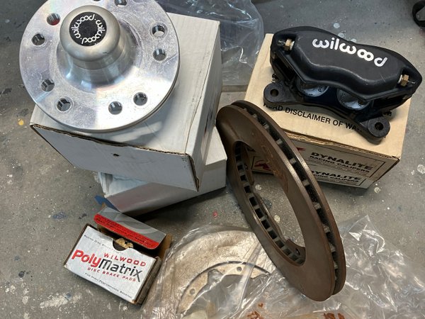 Wilwood hubs, calipers, and fin rotors  for Sale $500 