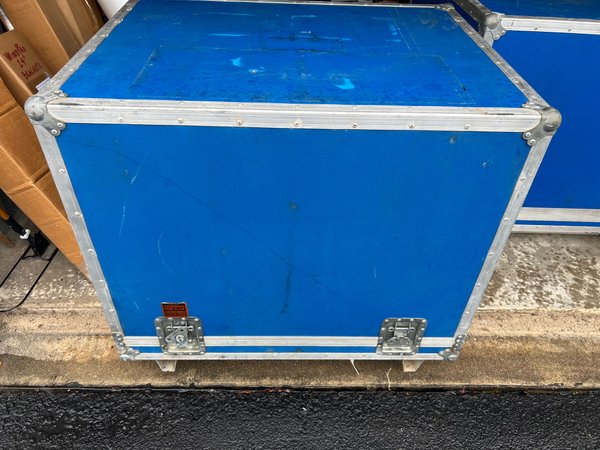 2 X Engine Flight Cases for shipping or storing engines  for Sale $300 