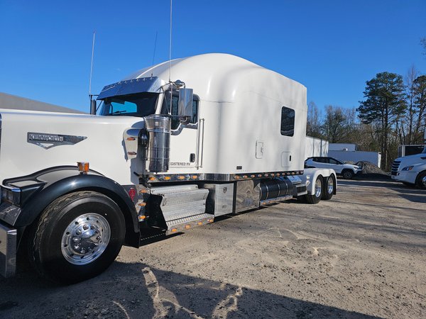 2009 KW W900 