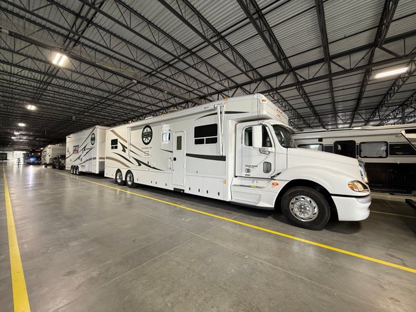 Ultimate: 2006 Haulmark 40' Motorhome + 33' Stacker Trailer  for Sale $200,000 