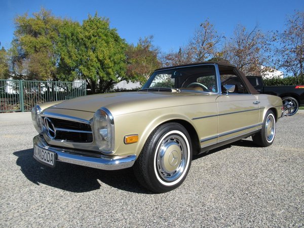 1970 Mercedes-Benz 280SL 