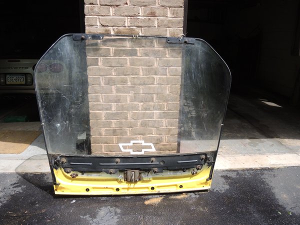 1982-1992 Gen III Camaro lightweight rear deck lid  for Sale $295 