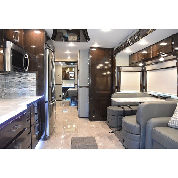 2020 Renegade XL X45BBC Triple Slide Bunkhouse Super C Diese for Sale