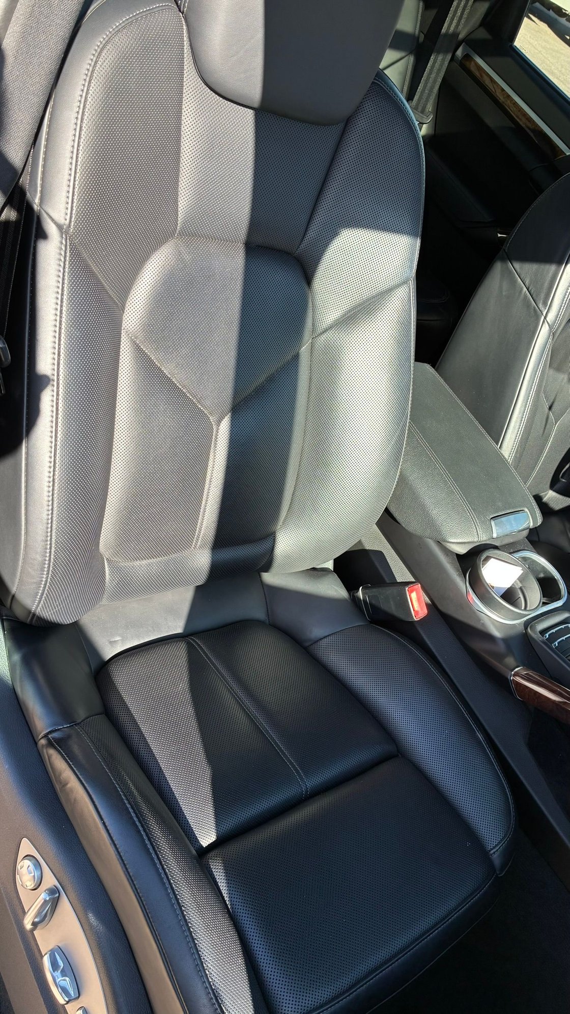 2015 Porsche Cayenne - 2015 Porsche Cayenne Diesel - Used - VIN WP1AF2A29FLA42154 - 94,950 Miles - 6 cyl - AWD - Automatic - SUV - Black - Fountain Hills, AZ 85268, United States