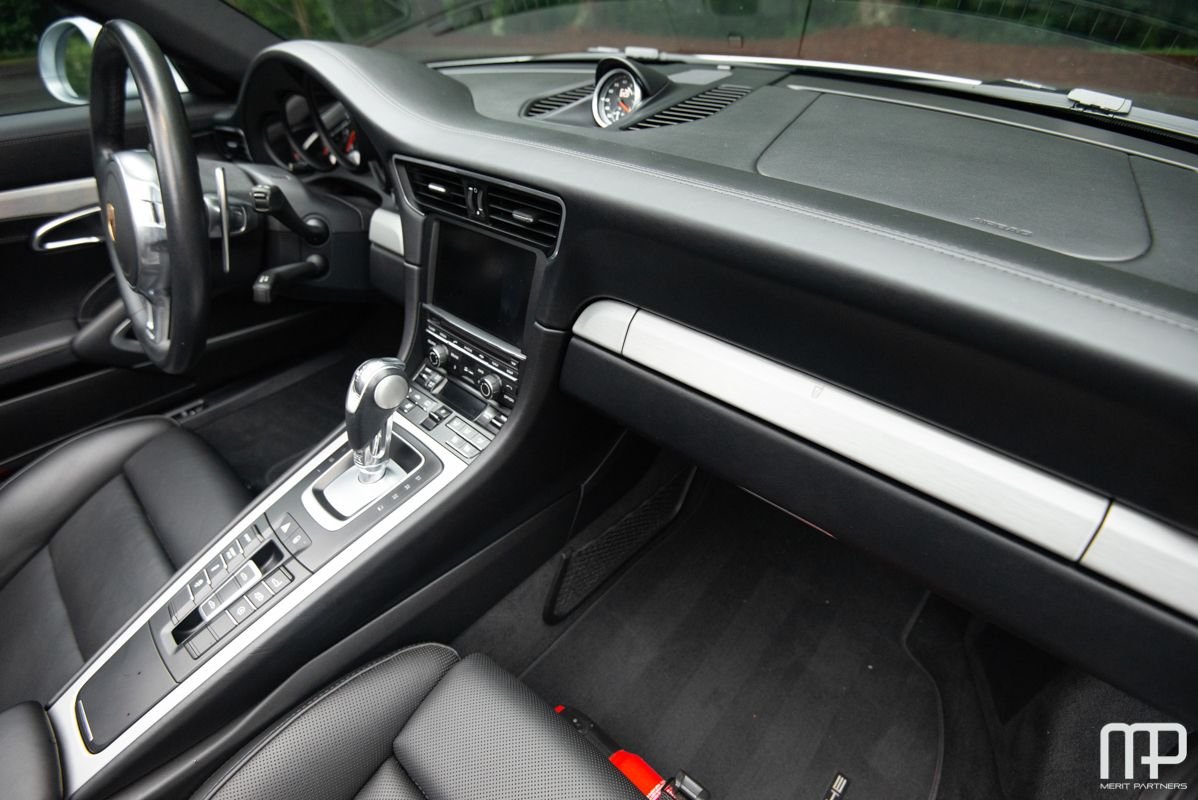 2016 Porsche 911 - 2016 Porsche 911 Targa 4 GTS (991.1) - Used - VIN WP0BB2A92GS136849 - 6,046 Miles - 6 cyl - AWD - Automatic - Convertible - Silver - Atlanta, GA 30360, United States