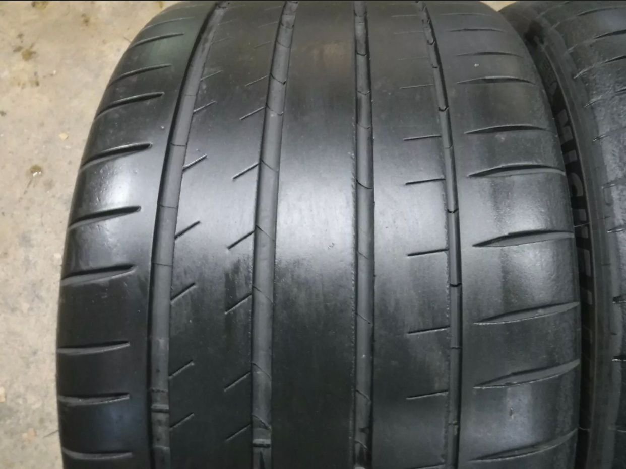 Wheels and Tires/Axles - Set of used Michelin Pilot Sport 4 S - 19” - 235/35/19 and 295/30/19 - Used - 2006 to 2012 Porsche 911 - Stevensville, MD 21666, United States