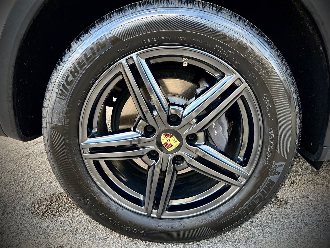 2015 Porsche Cayenne - 2015 Cayenne Diesel 54k Miles - Rare & Fully Loaded - Used - VIN WP1AF2A2XFLA38680 - 6 cyl - AWD - Automatic - SUV - White - Chicago, IL 60601, United States