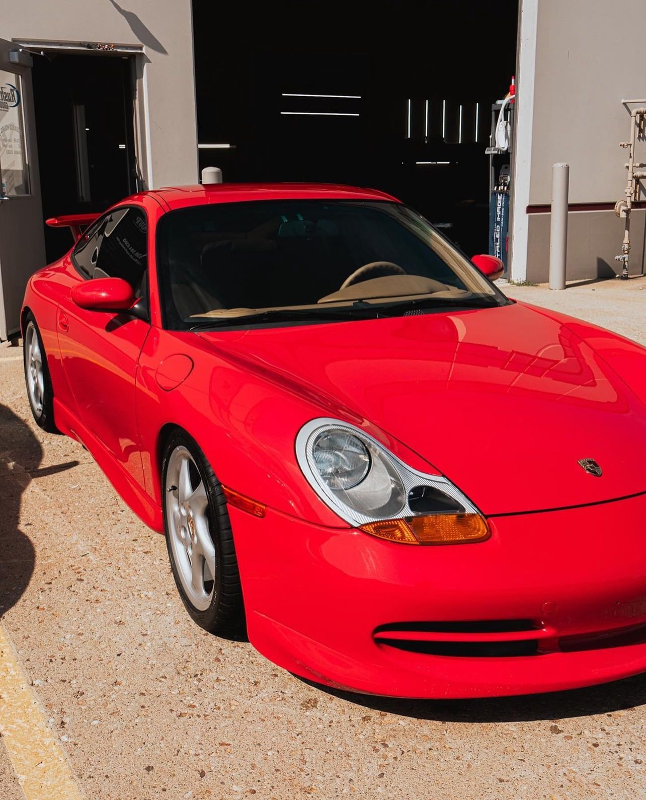 1999 Porsche 911 - 1999 Porsche 911 C2 Aerokit, Guards Red, 6sp, Coupe - Used - VIN WP0AA2997XS623158 - 59,700 Miles - 6 cyl - 2WD - Manual - Coupe - Red - Geneva, IL 60134, United States