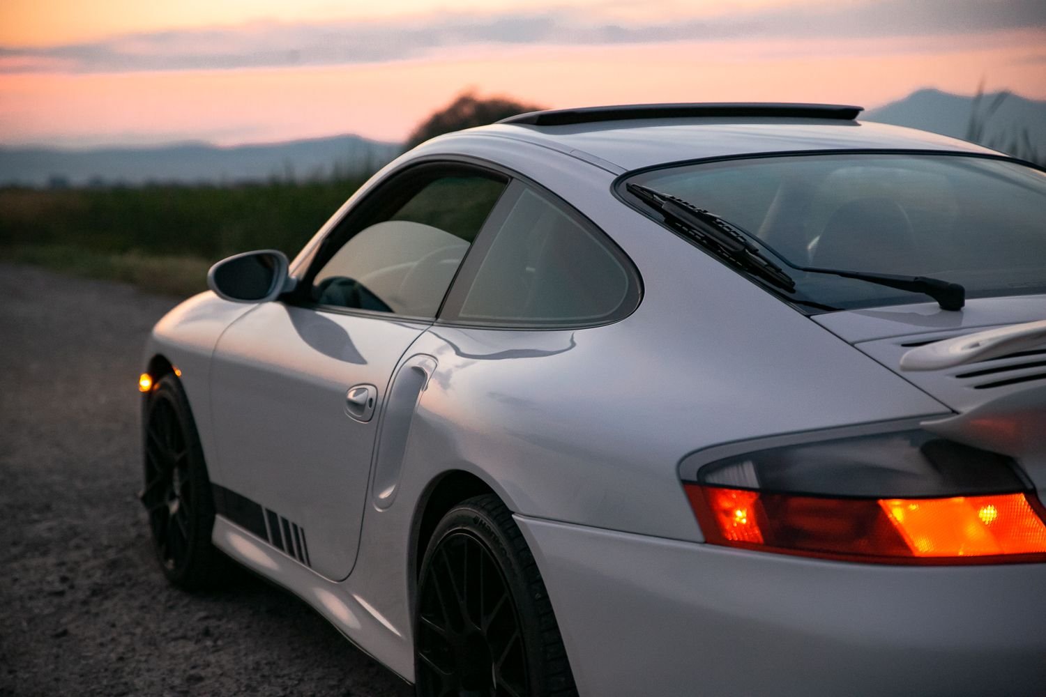 2001 Porsche 911 - 2001 Porsche 911 996 Turbo - Rare Biarritz White/ Natural Brown combo - Used - VIN WP0AB29901S686638 - 66,200 Miles - 6 cyl - AWD - Manual - Coupe - White - Logan, UT 84321, United States