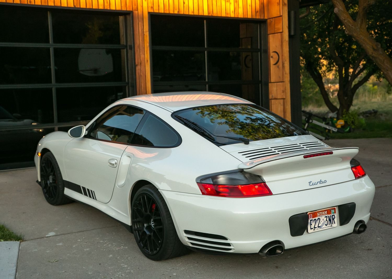 2001 Porsche 911 - 2001 Porsche 911 996 Turbo - Rare Biarritz White/ Natural Brown combo - Used - VIN WP0AB29901S686638 - 66,200 Miles - 6 cyl - AWD - Manual - Coupe - White - Logan, UT 84321, United States