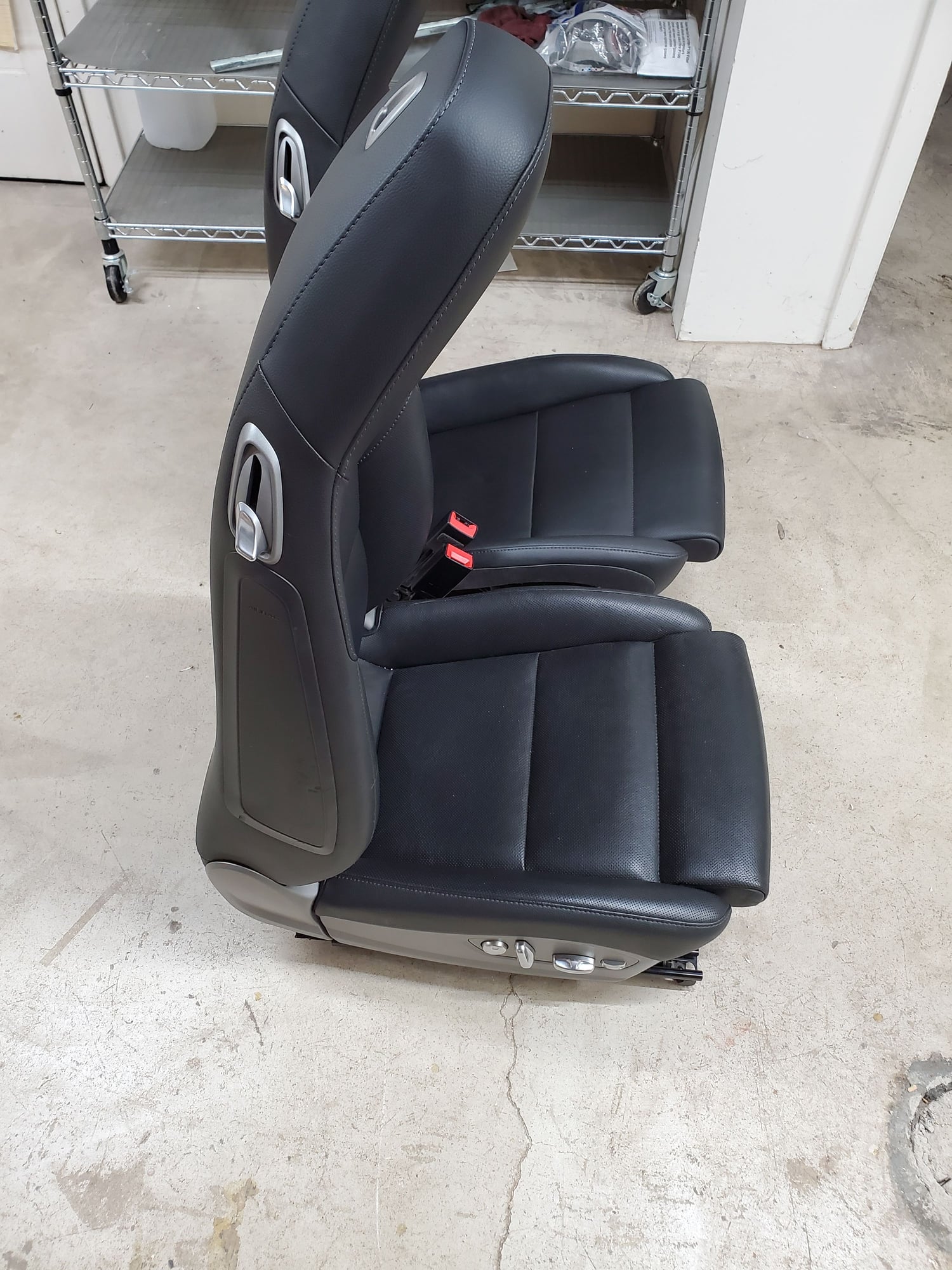 Interior/Upholstery - 981 Power Sport Seats 14-Way (Heated & Ventilated) w/ Memory - Used - 2014 to 2016 Porsche Cayman - Milwaukee, WI 53217, United States