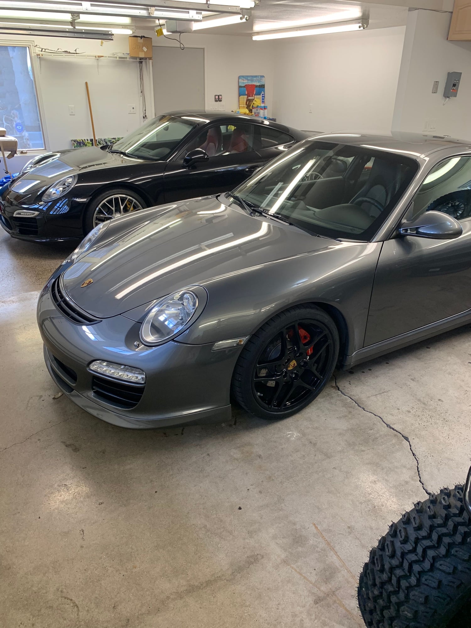 2009 Porsche 911 - 2009 Porsche 911 C4S PDK $43999 - Used - VIN WP0AB29969S720397 - 78,800 Miles - 6 cyl - AWD - Automatic - Coupe - Gray - Wayzata, MN 55391, United States