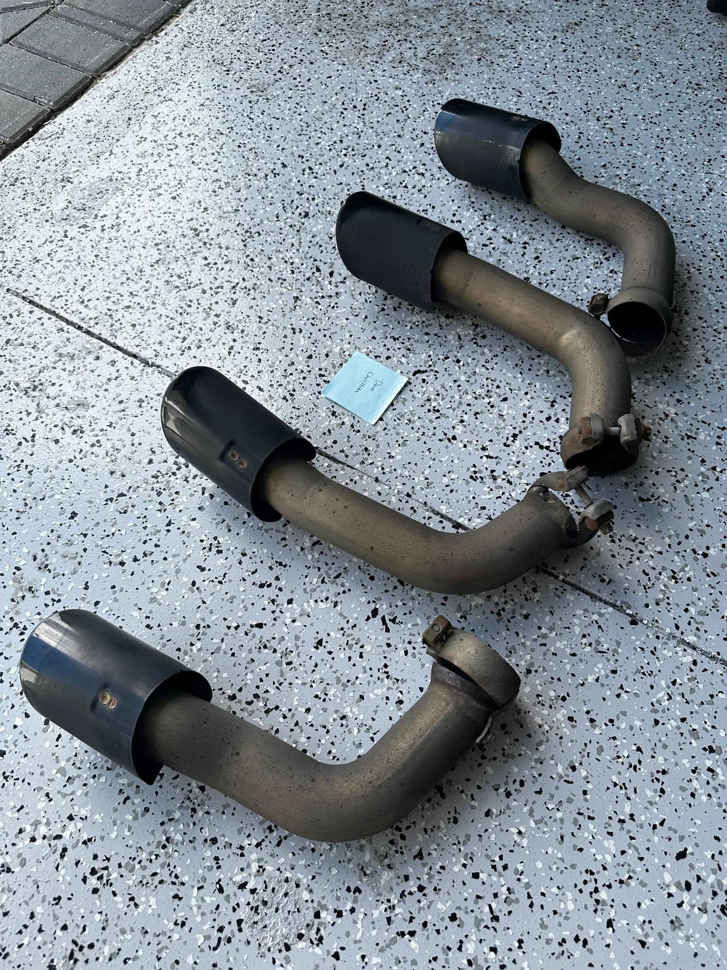 Engine - Exhaust - Used OEM Gloss Black Quad Exhaust Tips for 958.2 Cayenne - Used - 2015 to 2018 Porsche Cayenne - Port St Lucie, FL 34953, United States
