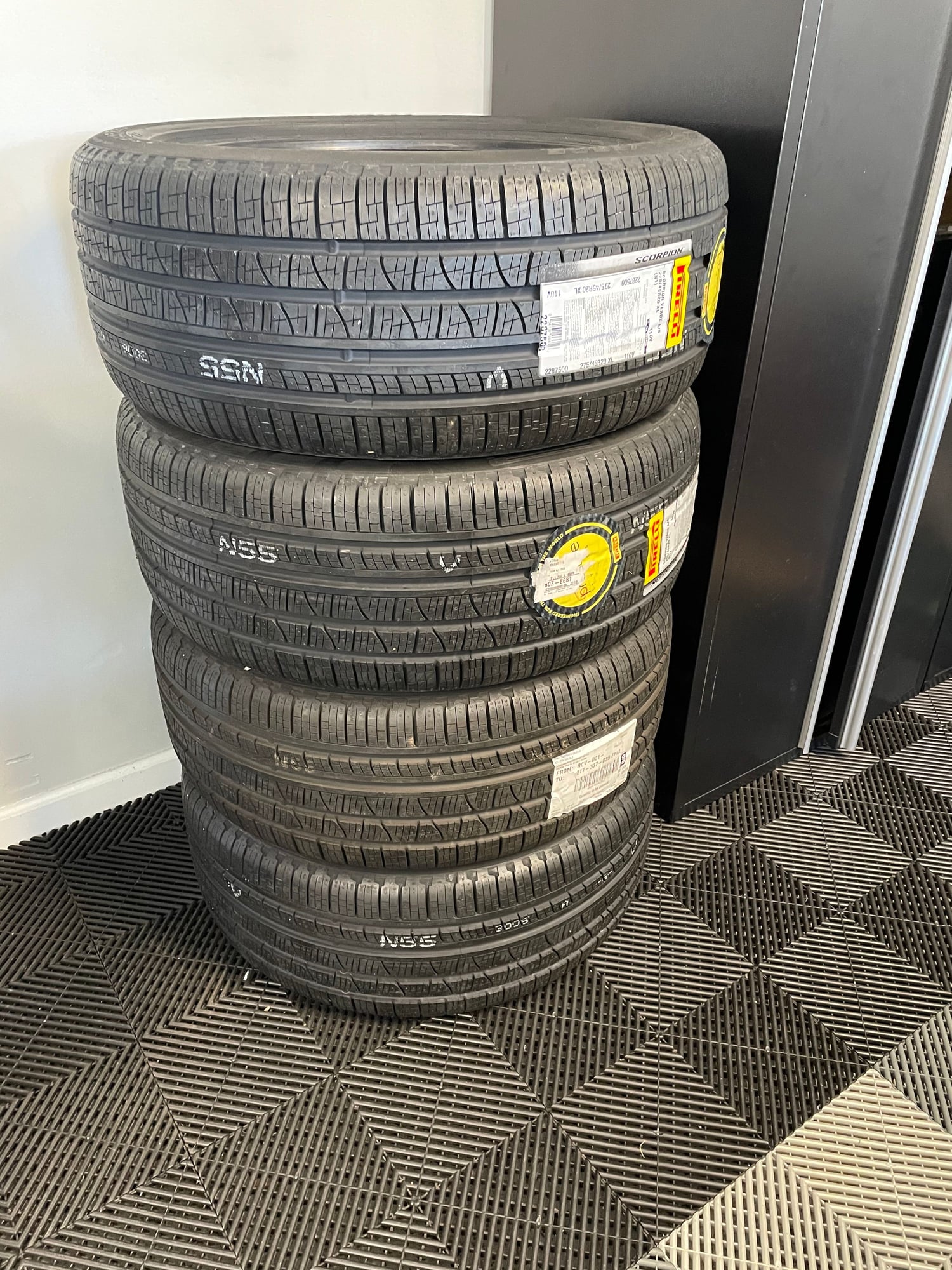 Wheels and Tires/Axles - 275/45R-20 Pirelli Scorpion Verde N1 - New - 2015 to 2018 Porsche Cayenne - Chatham, NJ 07928, United States