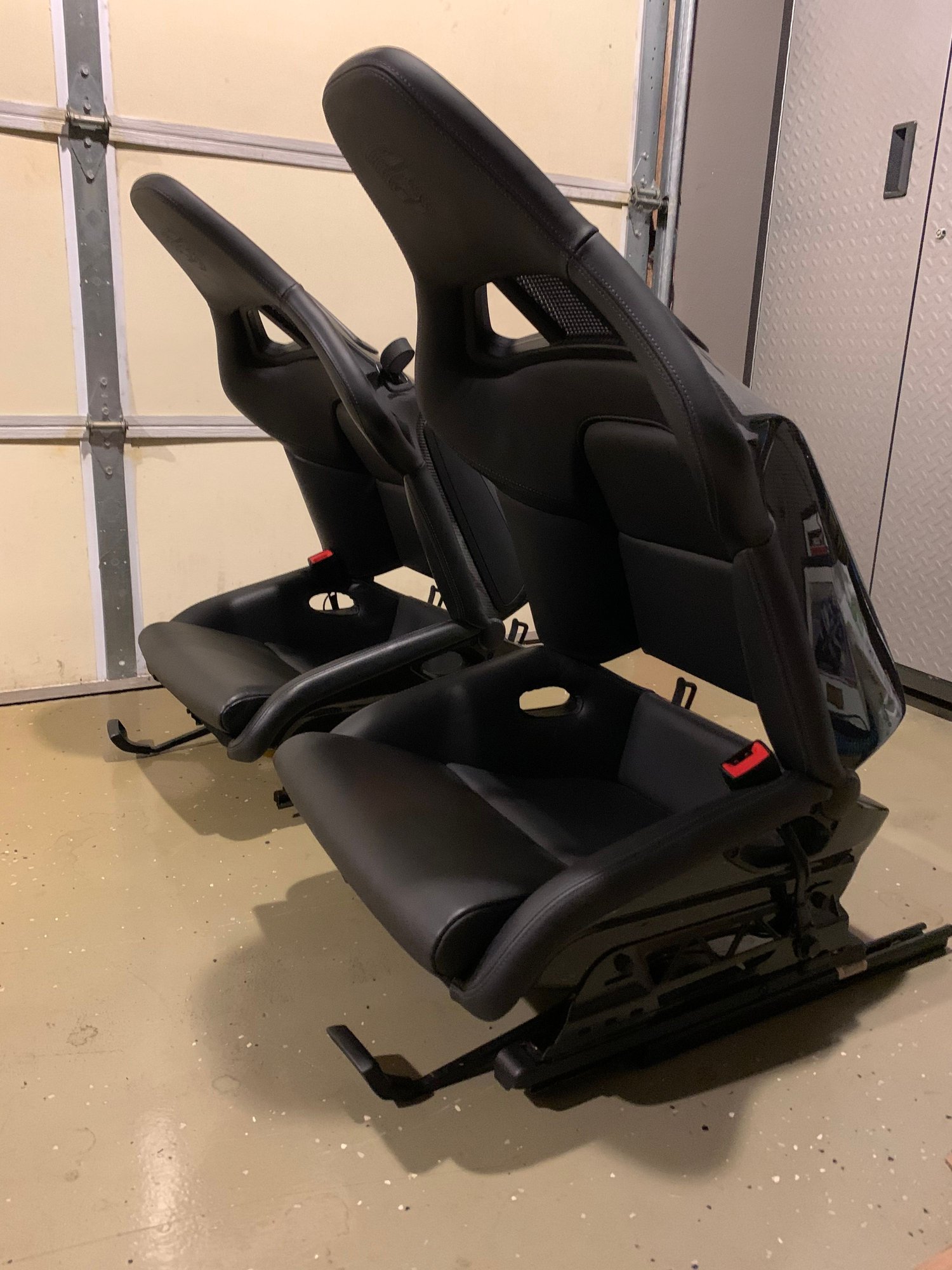 Interior/Upholstery - GT2 Carbon Seats - Used - Corona, CA 92880, United States