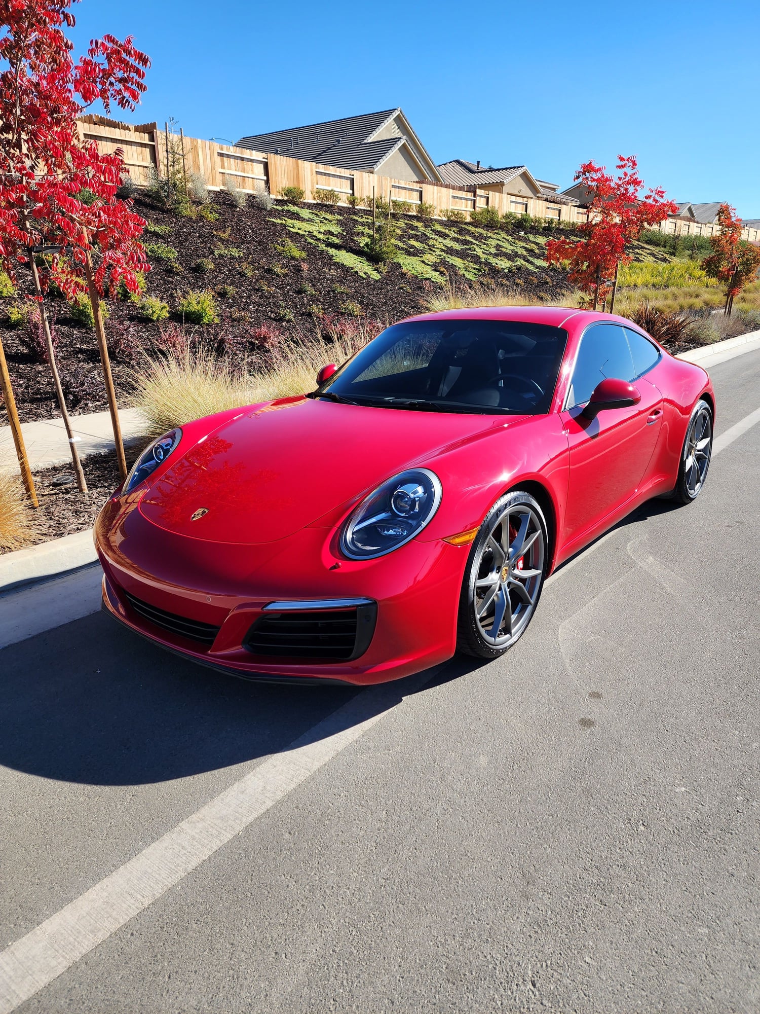 2017 Porsche 911 - 2017 Base Carrera, Carmine red, 40K miles - Used - VIN WP0AA2A95HS106910 - 41,000 Miles - 6 cyl - 2WD - Automatic - Coupe - Red - Hollister, CA 95023, United States