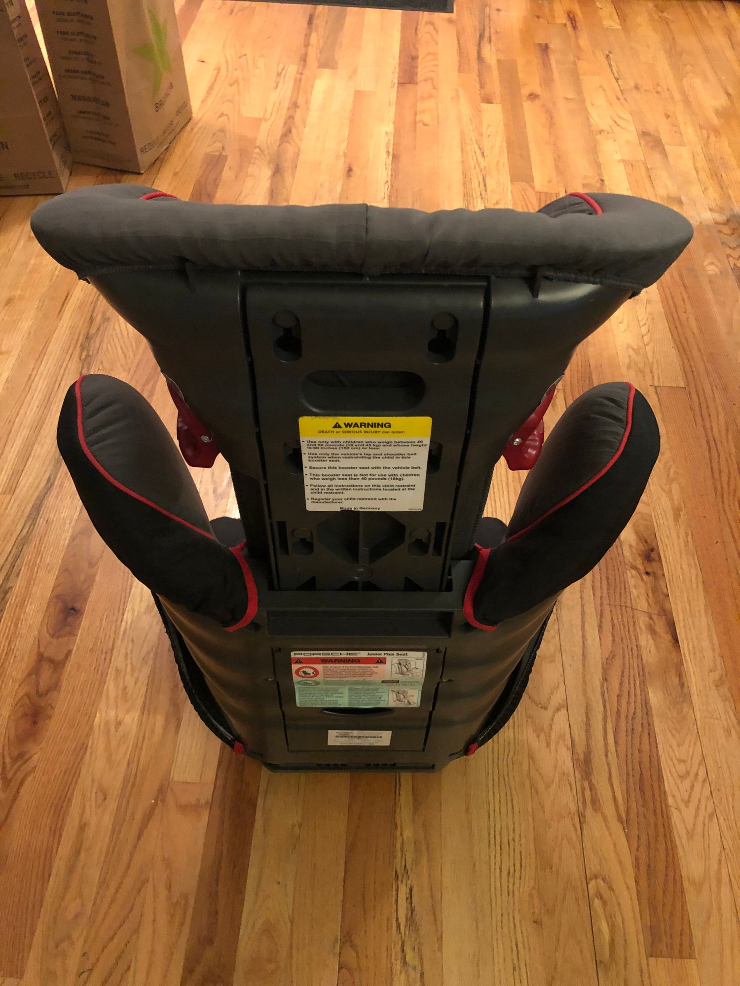 Barely Used Porsche Plus Child Seat (Porsche Jr. Seat, Car seat, kid's