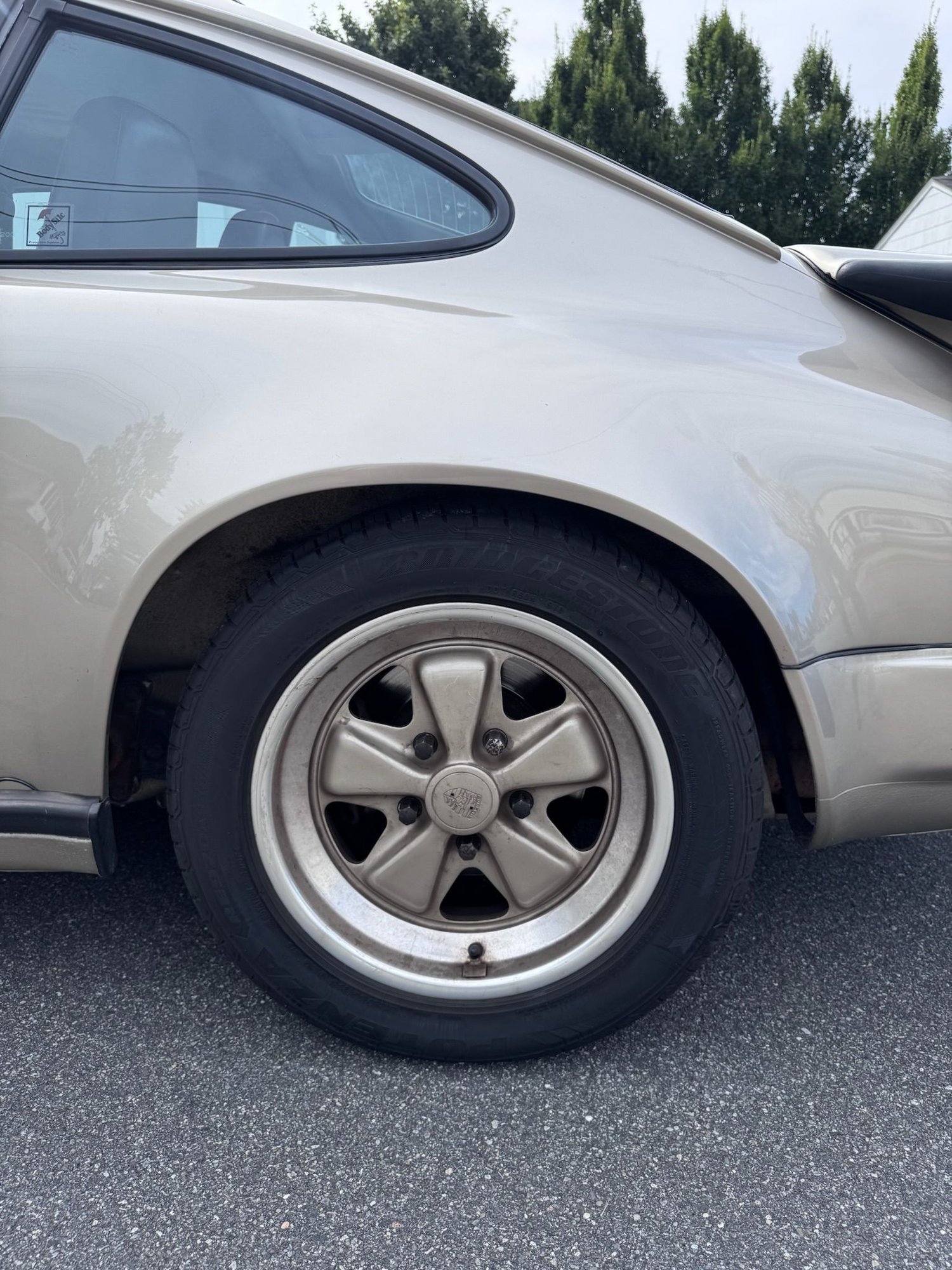 1986 Porsche 911 - **FOR SALE 1986 Porsche 911** OR TRADE FOR A CAYMAN ** - Used - VIN WP0AB0913GS120335 - 132,864 Miles - 6 cyl - 2WD - Manual - Coupe - Gold - Massapequa, NY 11758, United States