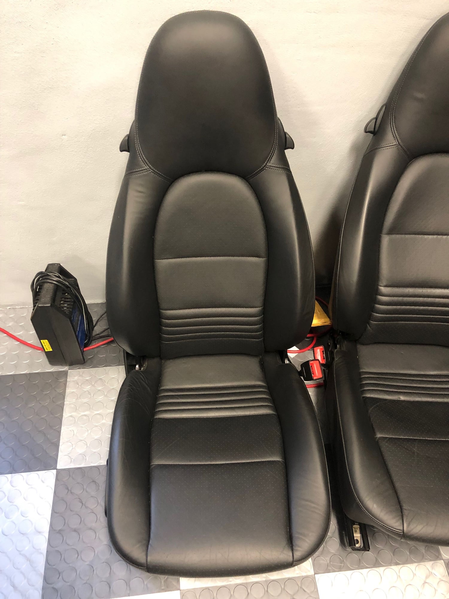 Interior/Upholstery - Black leather memory seats from my 2003 996 TT with 17k Miles - Used - 2000 to 2003 Porsche 911 - Davie, FL 33330, United States