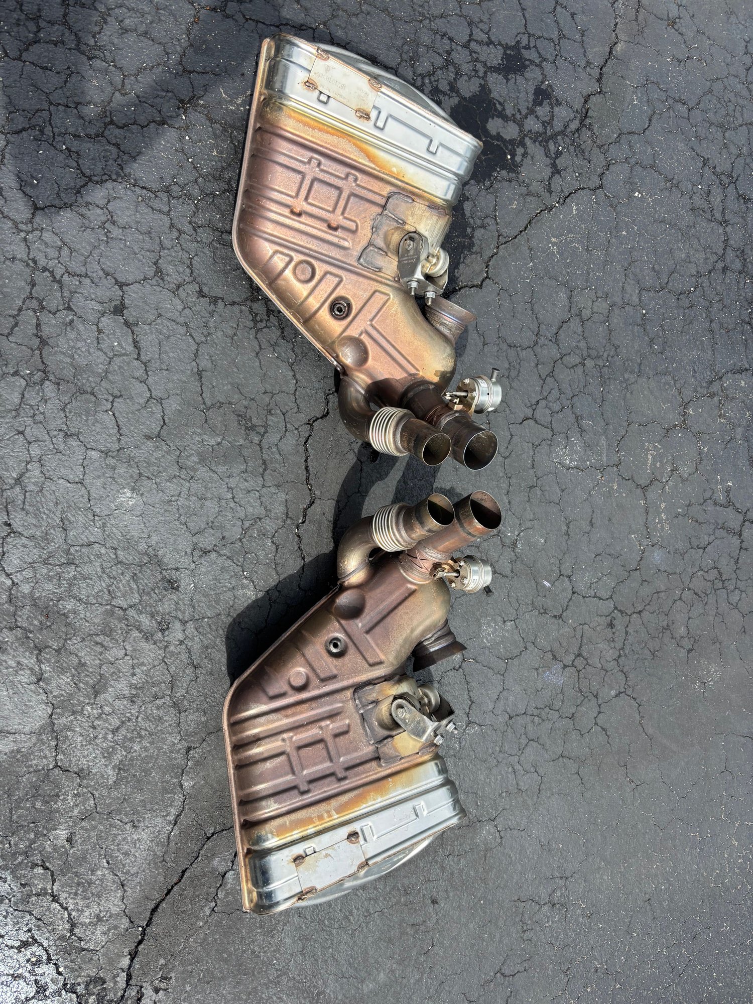 Engine - Exhaust - 991 GT3  OEM Side Mufflers - Used - 2014 to 2021 Porsche GT3 - Colts Neck, NJ 07722, United States