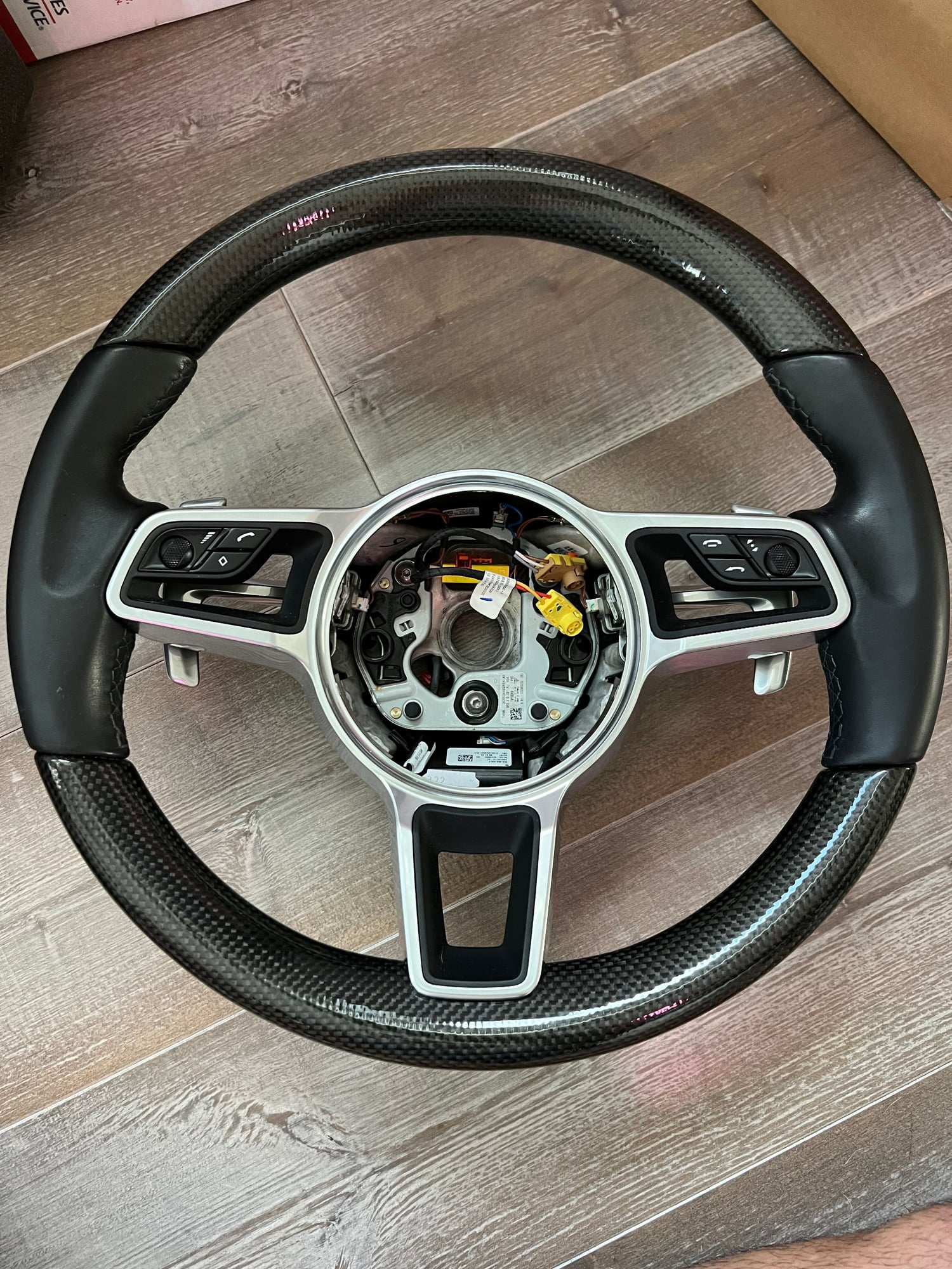 Porsche Macan / 718 Carbon fiber steering wheel - Rennlist - Porsche ...