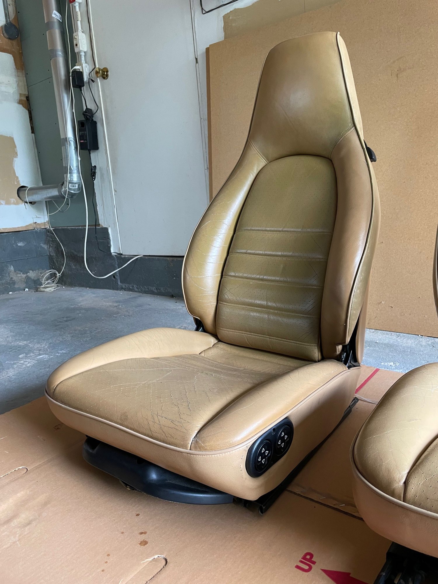 Interior/Upholstery - 968 Front Seats - Cashmere - For Sale - Used - 1989 to 1998 Porsche 911 - 1986 to 1990 Porsche 944 - All Years Porsche 968 - Northport, NY 11768, United States