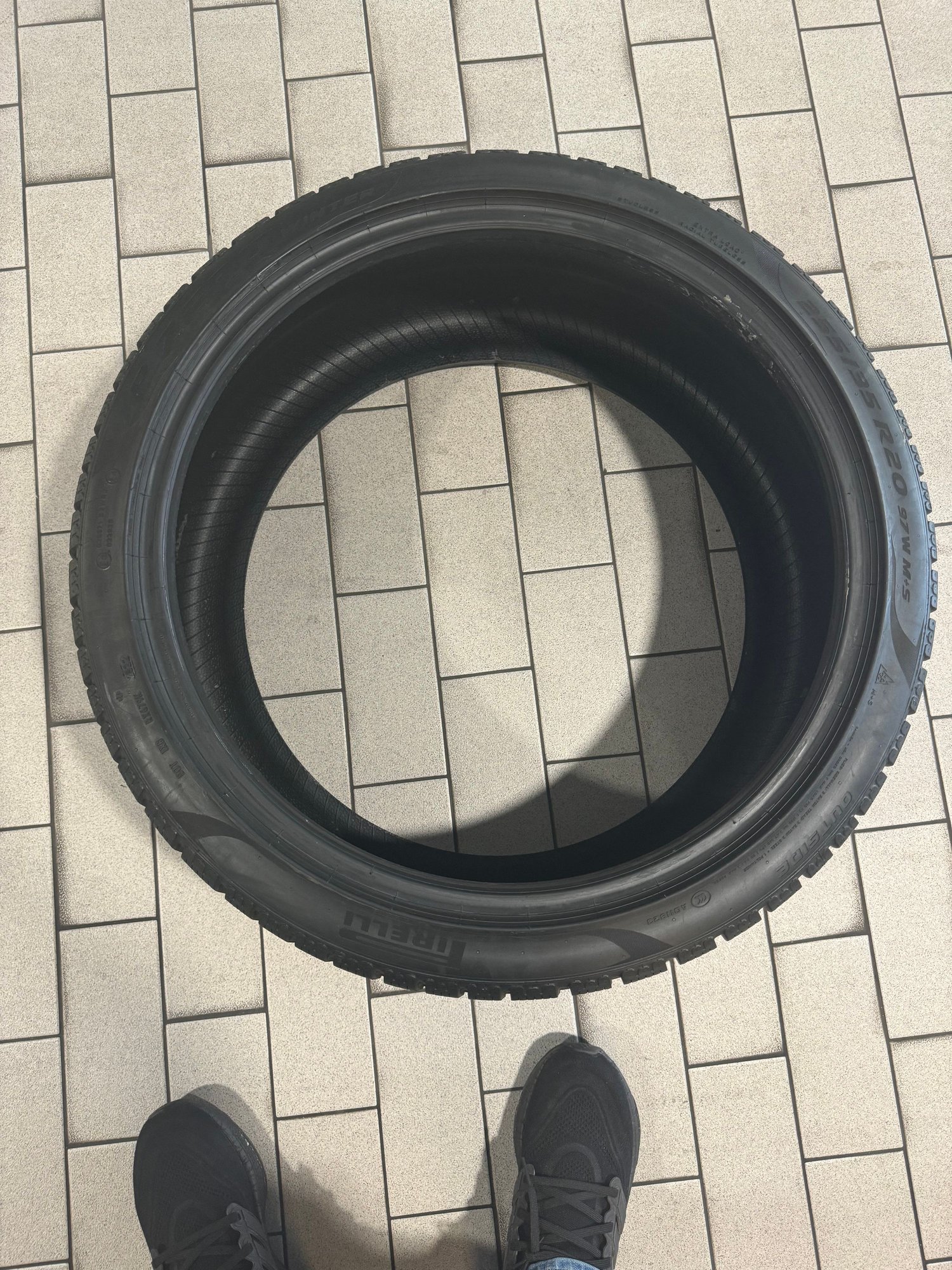 Wheels and Tires/Axles - Pirelli PZero Winter 315/30R21 Tires (2) & Pirelli PZero Winter 255/35/R20 (2) - Used - 2022 to 2024 Porsche 911 - Bethesda, MD 20817, United States