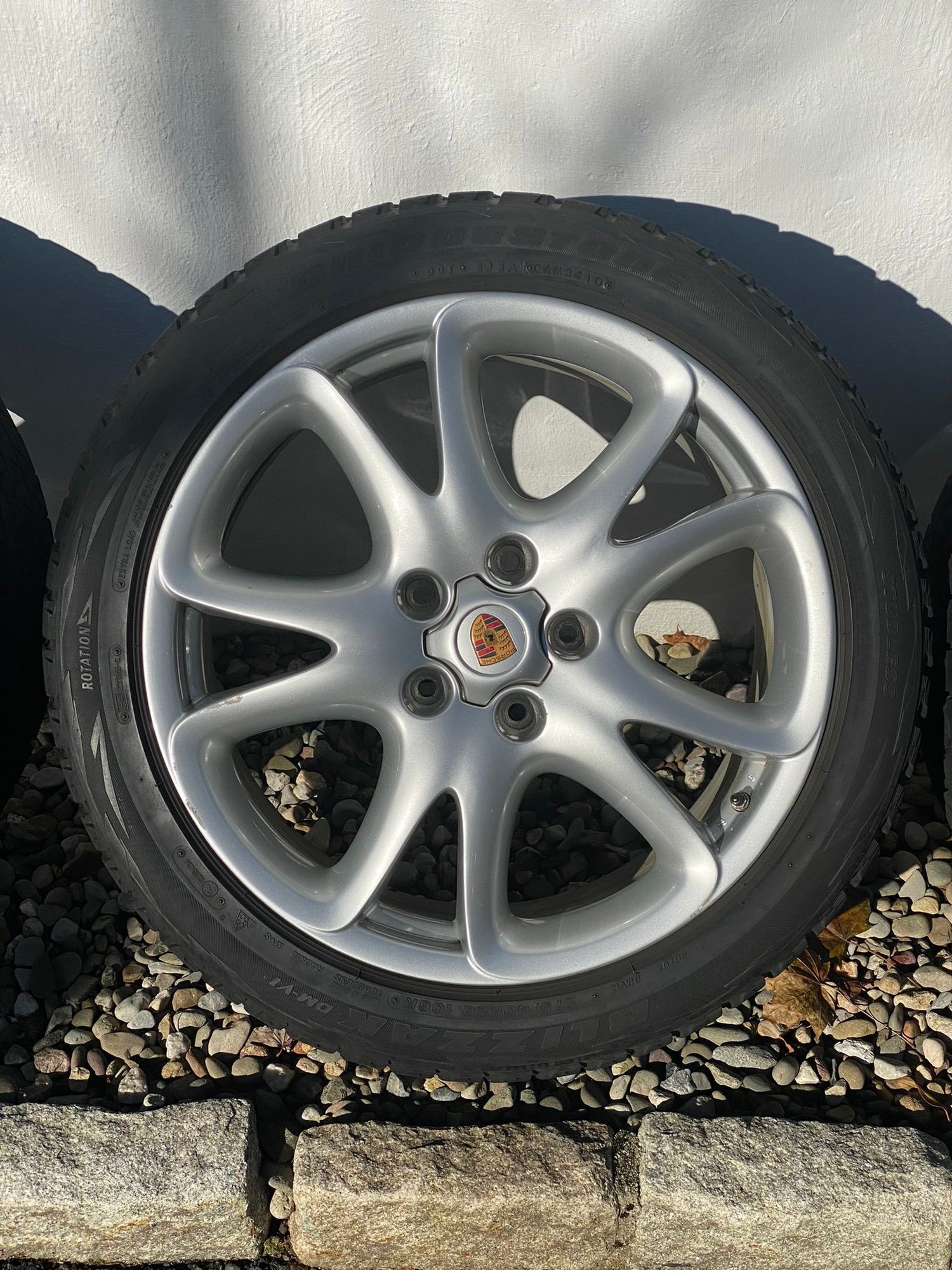 Wheels and Tires/Axles - Genuine Porsche Cayenne 20" Wheels w/Winter Blizzaks, Caps, TPMS, Covers & Spacers - Used - All Years Porsche Cayenne - Westport, CT 06880, United States