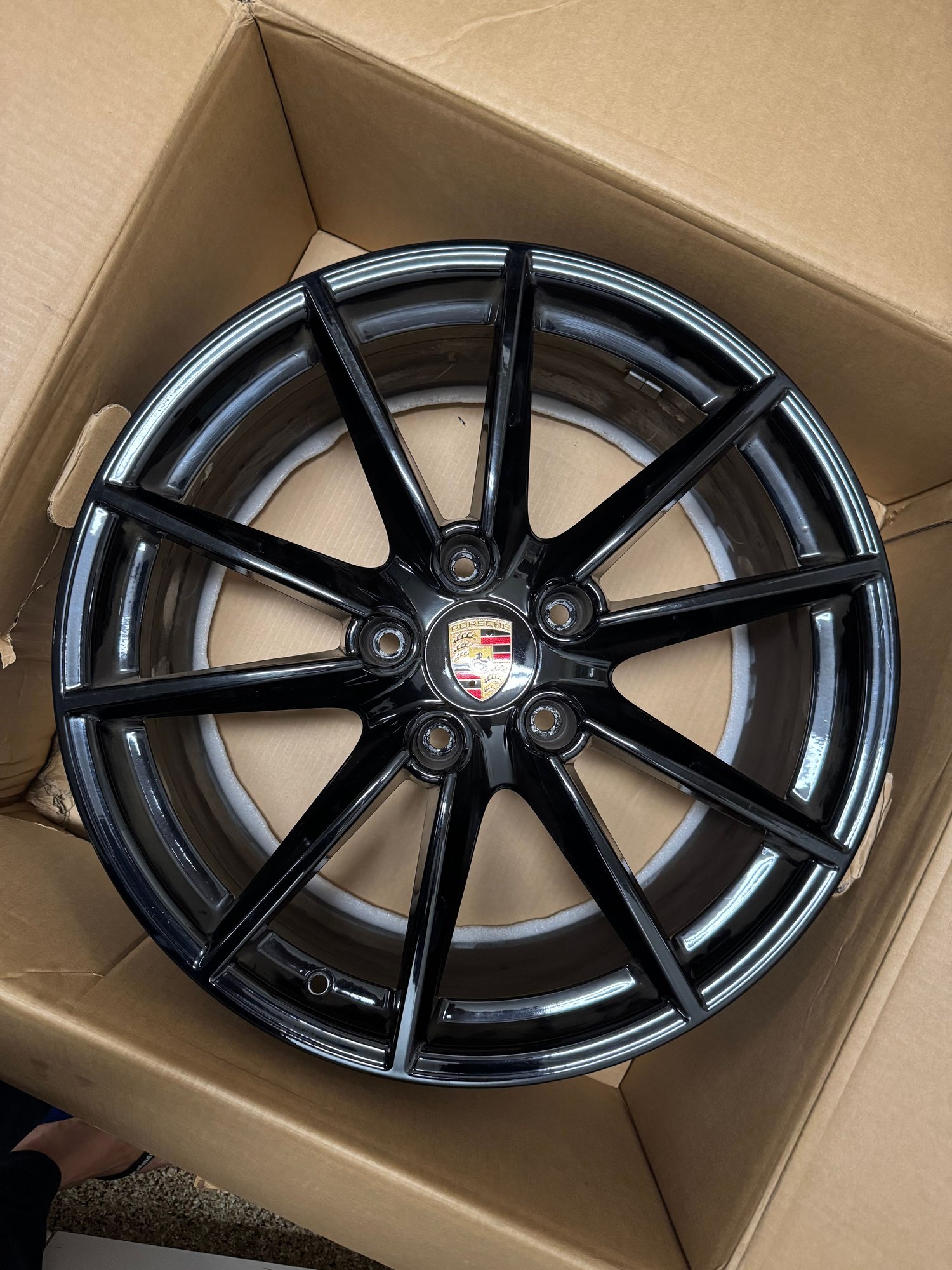Wheels and Tires/Axles - Porsche OEM 992 Carrera S Gloss Black Wheels 20/21 inch - Used - All Years  All Models - Newport Beach, CA 92660, United States
