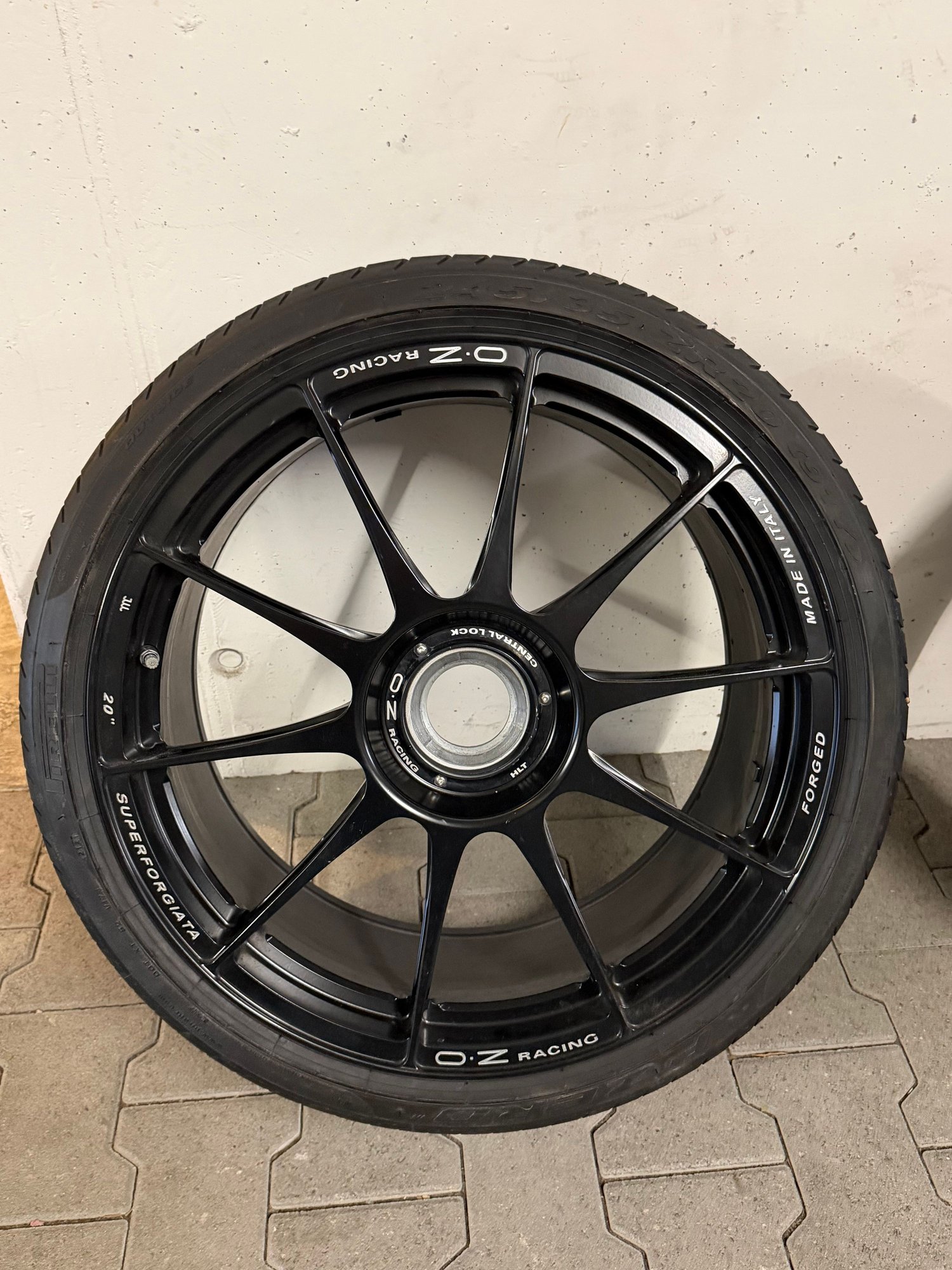 Wheels and Tires/Axles - OZ Racing 20" Superforgiata Forged Wheels - Used - -1 to 2027  All Models - Stuttgart, Germany