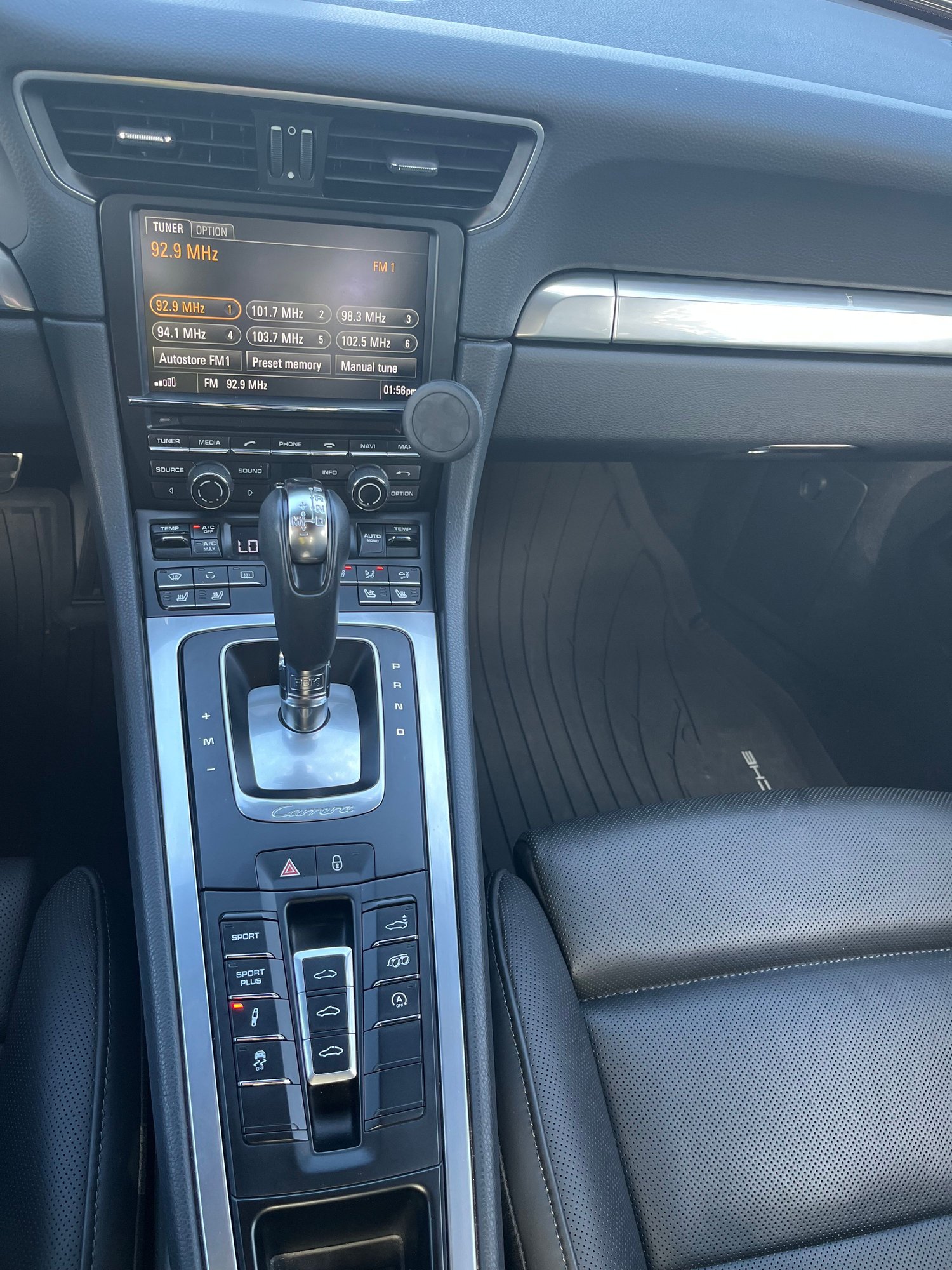 2013 Porsche 911 - 2013 Porsche 911 C4S w/26k Miles - Used - VIN WP0AB2A93DS120926 - 25,815 Miles - 6 cyl - AWD - Automatic - Coupe - Silver - Bend, OR 97702, United States