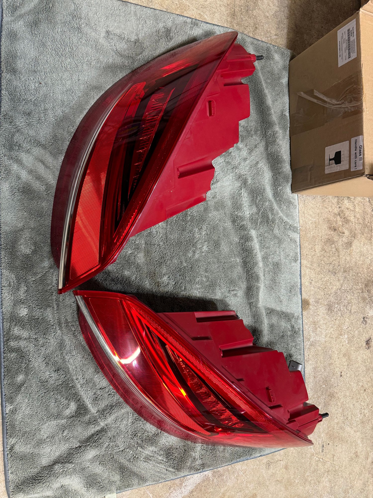 Lights - 981 OEM Taillights - Used - 2013 to 2017 Porsche Boxster - Chester, VA 23836, United States