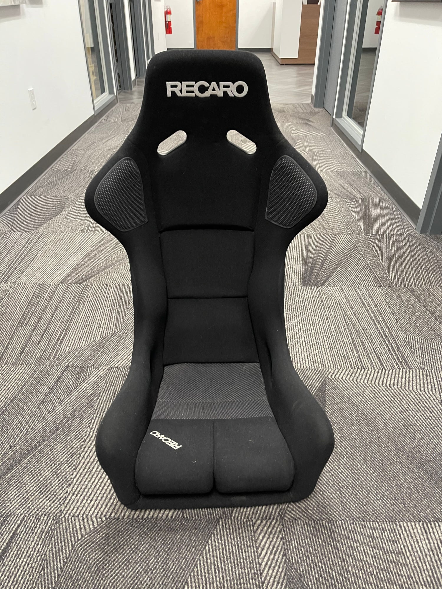 Interior/Upholstery - RECARO PROFI SPA CARBON KEVLAR SEAT & RECARO PROFI SPG BLK SEAT BUNDLE - Used - 2012 to 2016 Porsche Cayman - Orlando, FL 32807, United States