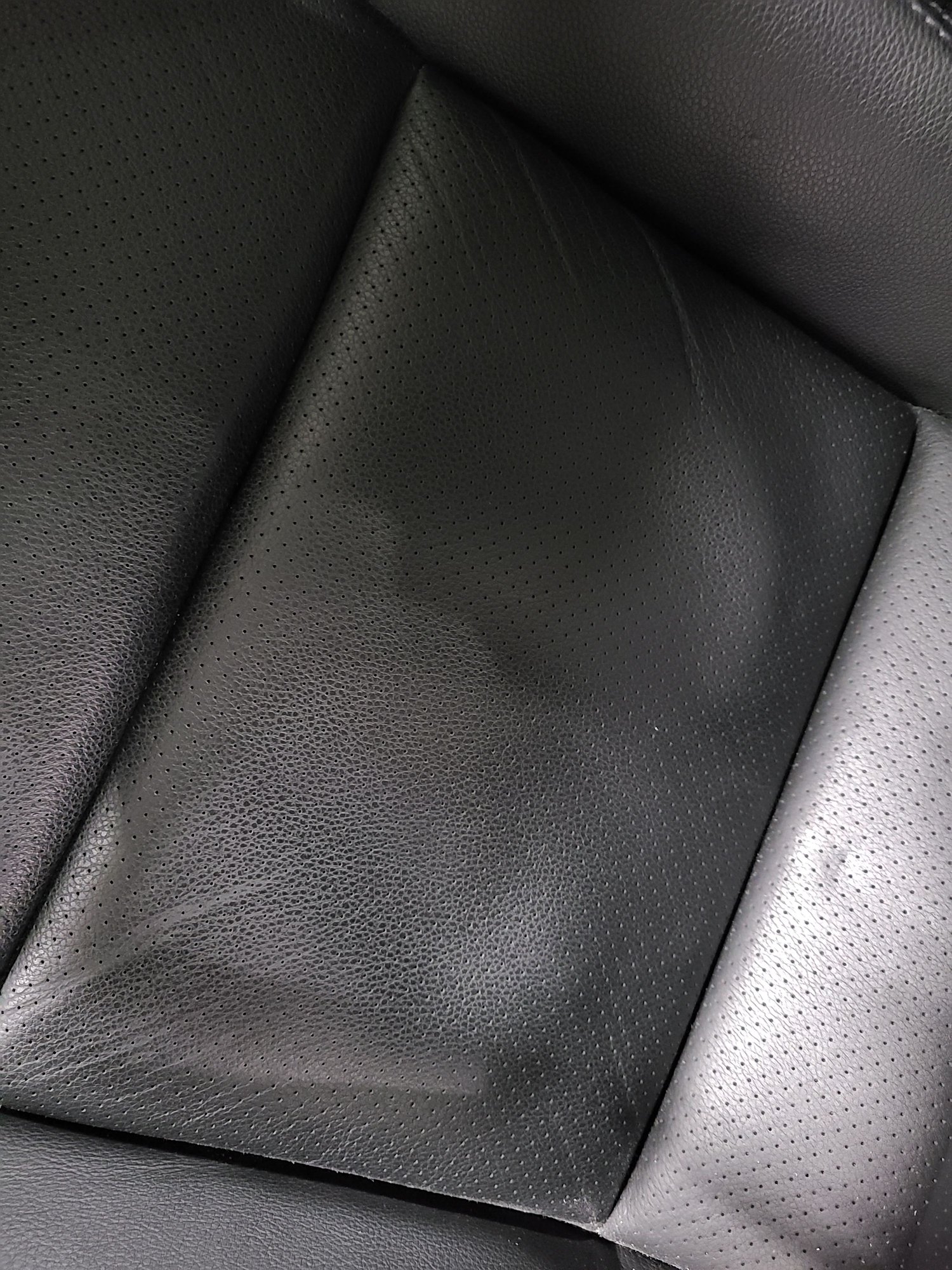 Seat wear (pics) - Rennlist - Porsche Discussion Forums