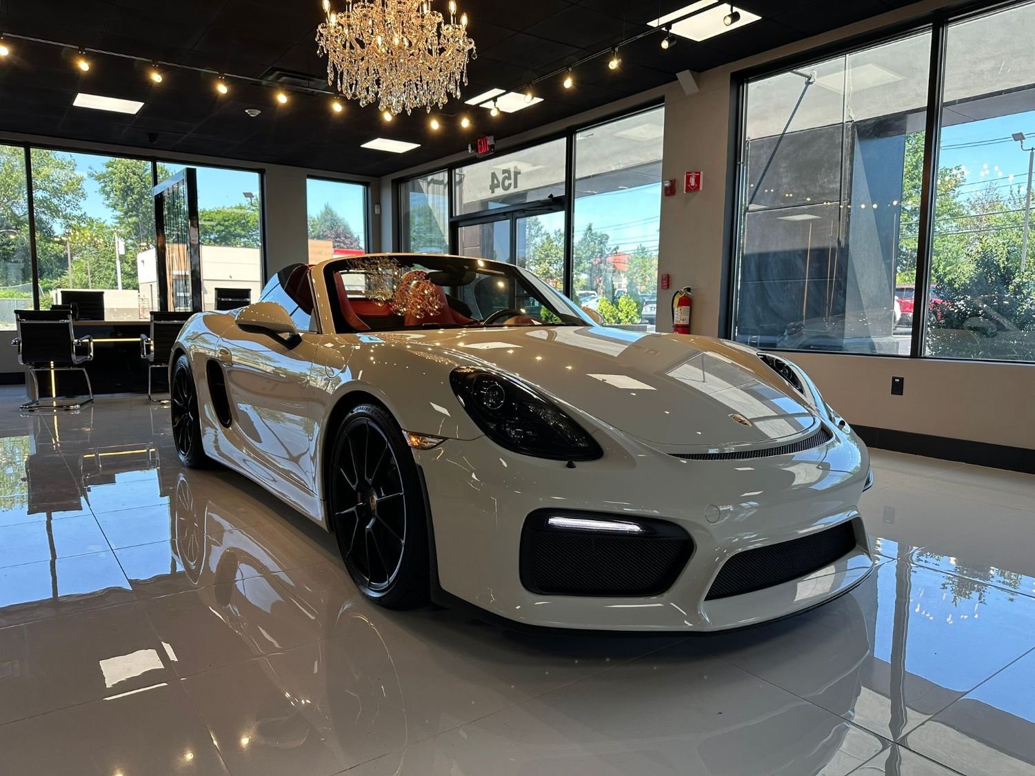 2016 Porsche Boxster - 14k mile 981 Spyder - Used - VIN WP0CC2A87GS152179 - 14,000 Miles - 6 cyl - 2WD - Manual - Convertible - White - Boston, MA 02155, United States