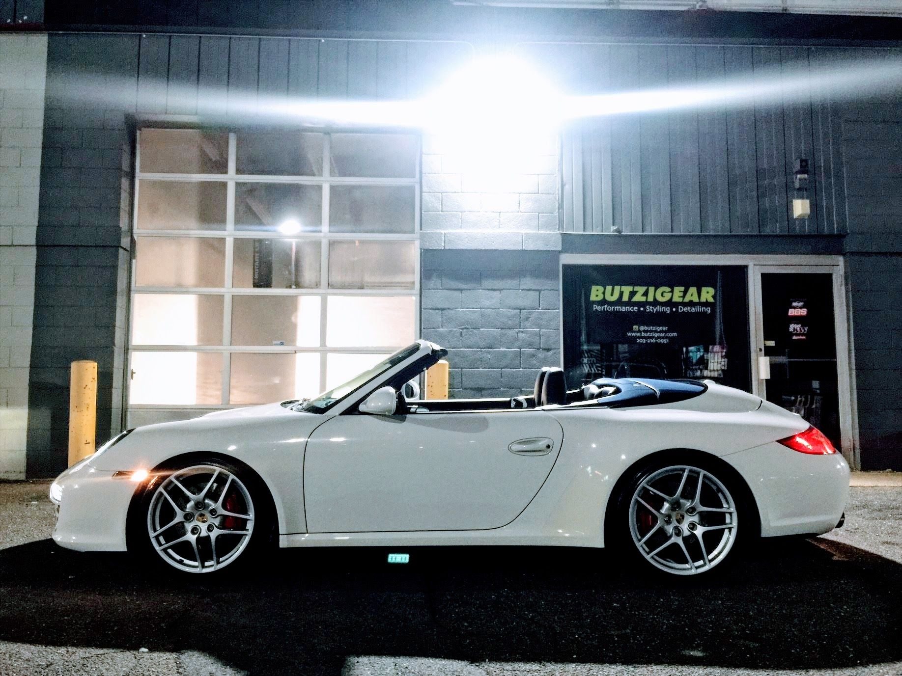 2009 Porsche 911 - 09 c4s - Used - VIN WPOcb29979s755846 - 6 cyl - 4WD - Automatic - Convertible - White - Shelton, CT 06484, United States