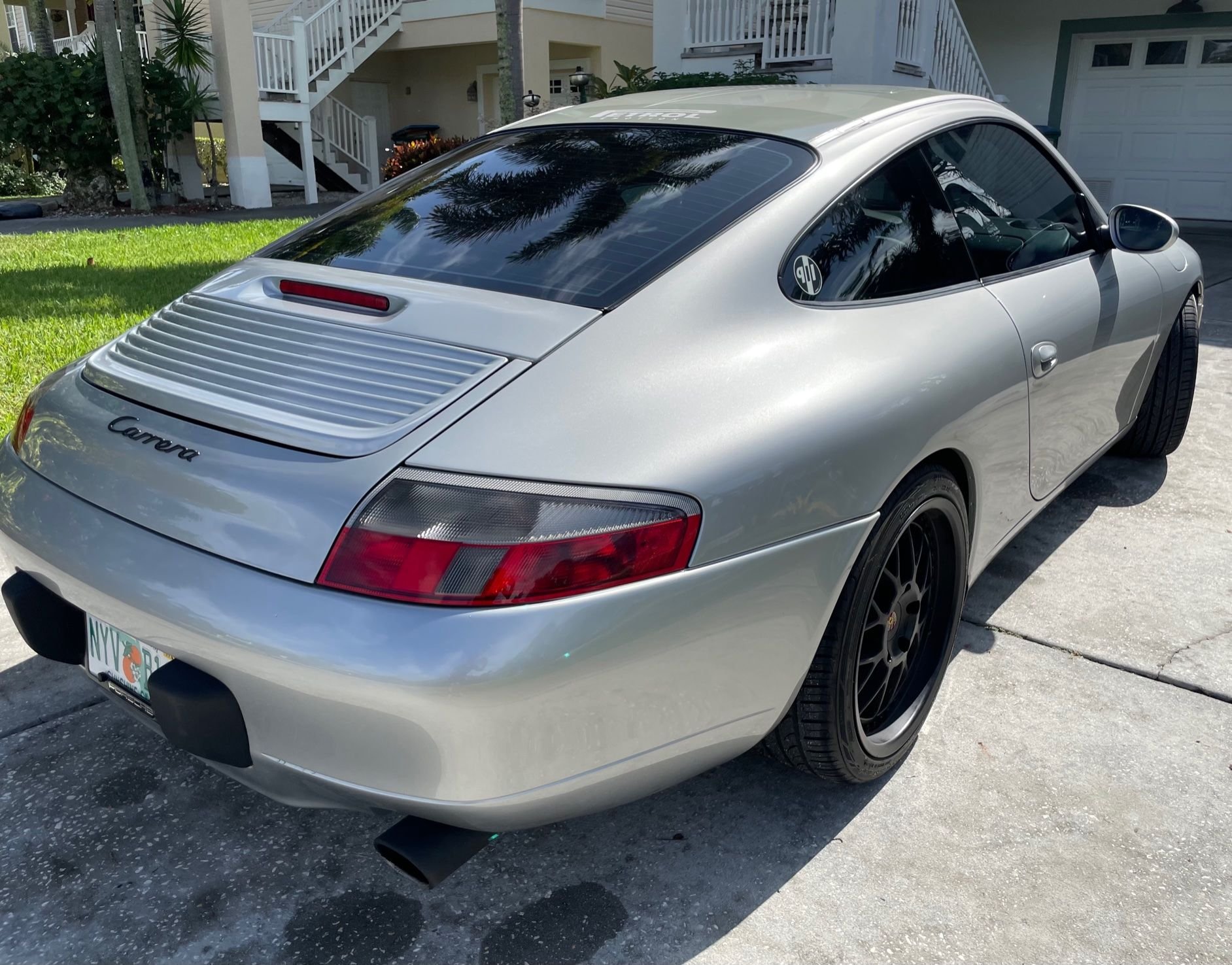 2000 Porsche 911 - 2000 Porsche 911 Carrera - Used - VIN WP0AA2993YS620985 - 6 cyl - 2WD - Manual - Coupe - Silver - Palm Harbor, FL 34683, United States