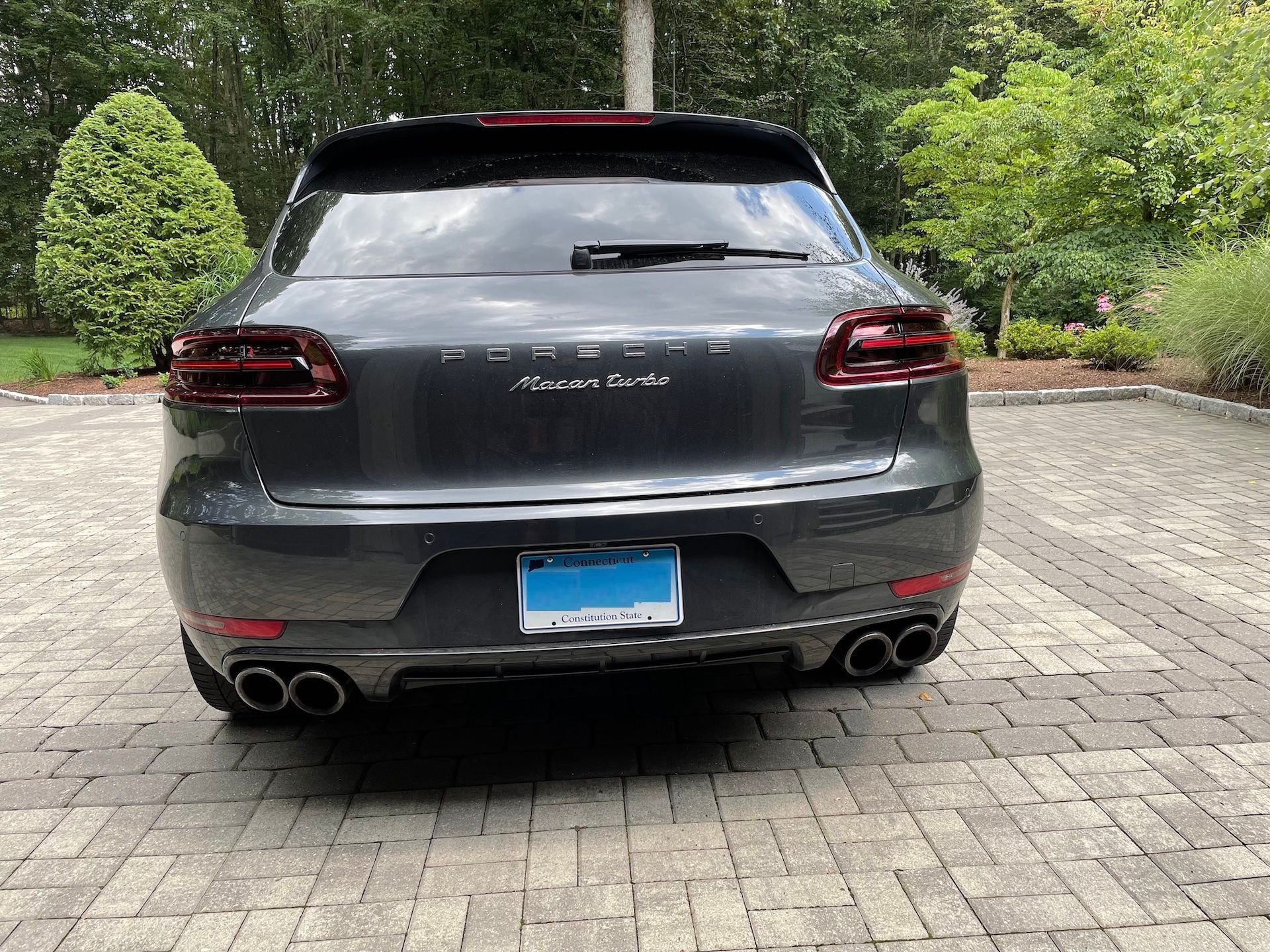 2018 Porsche Macan - 2018 Macan Turbo w/Performance Pkg - Used - VIN WP1AF2A5XJLB70891 - 19,200 Miles - 6 cyl - AWD - Automatic - SUV - Gray - Darien, CT 06820, United States