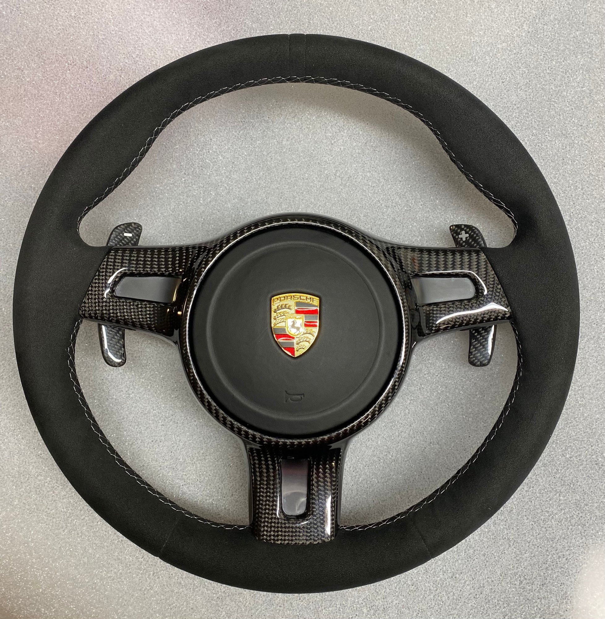 Steering/Suspension - Sport Design Steering wheel - Carbon Fiber - Used - 2009 to 2016 Porsche All Models - Niagara Falls, NY 14304, United States