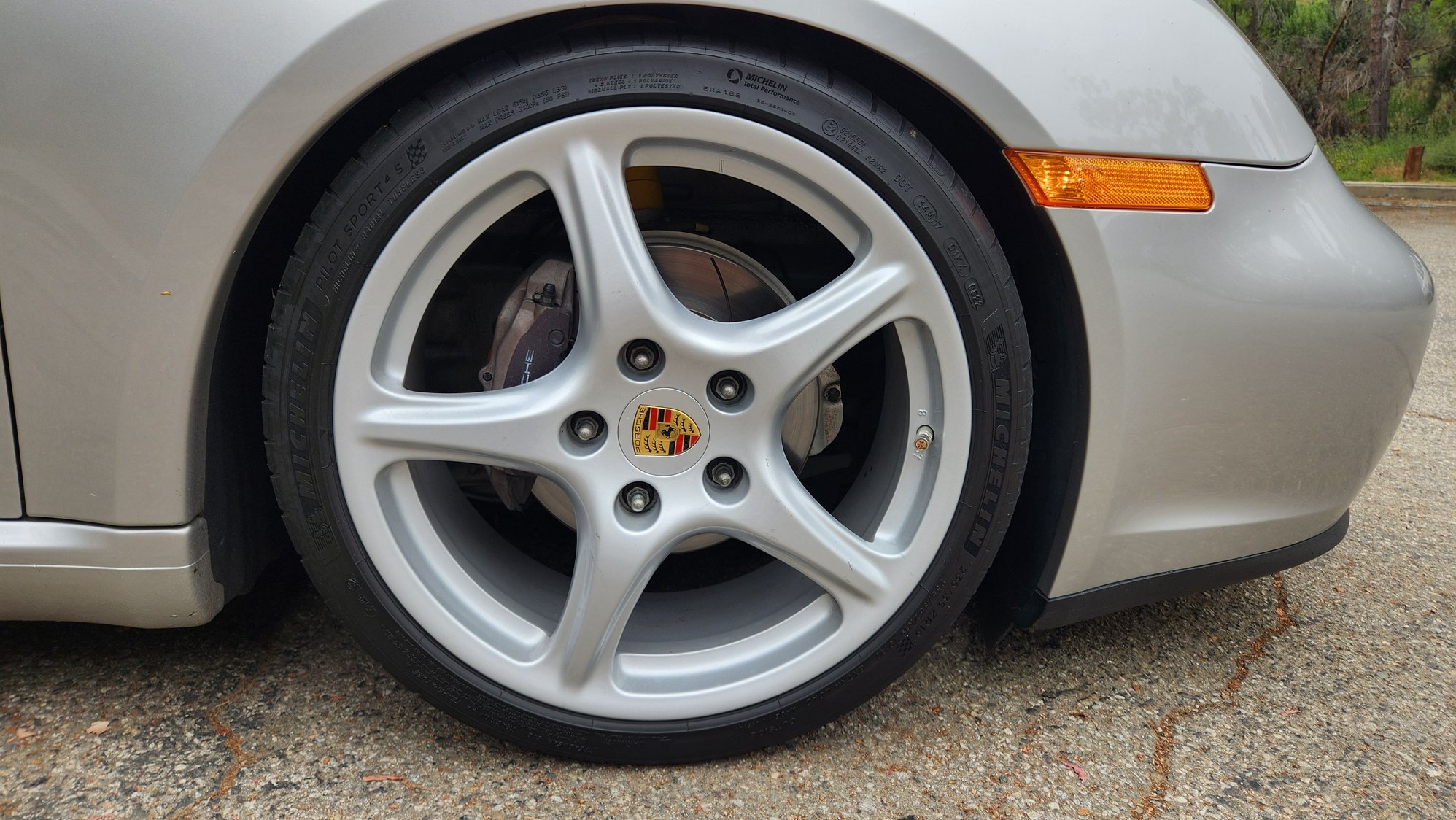 2007 Porsche Cayman - 2007 Porsche Cayman 2.7L Manual - Used - VIN WP0AA29897U762848 - 131,000 Miles - 6 cyl - 2WD - Manual - Coupe - Silver - Los Angeles, CA 90032, United States