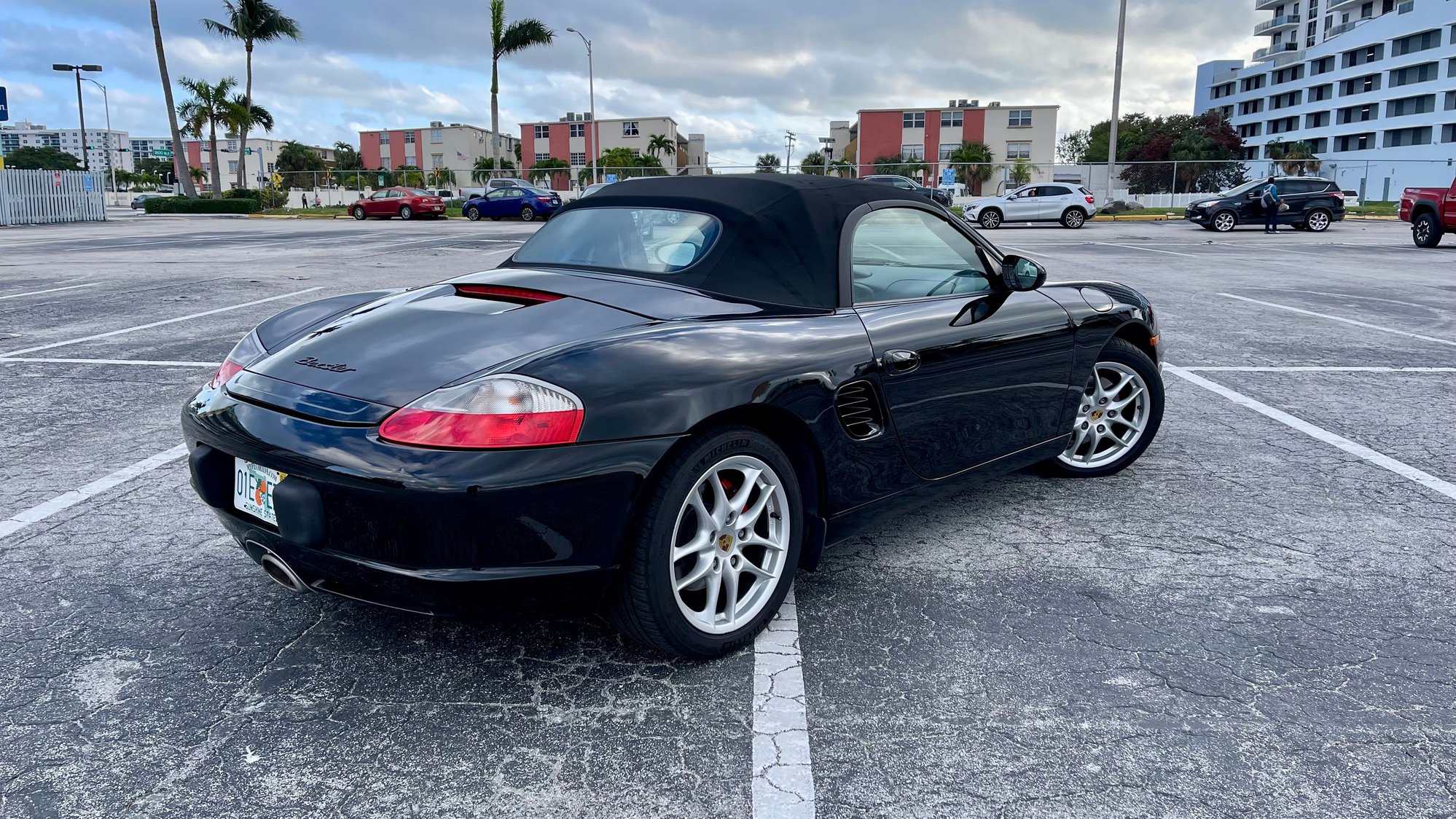 2003 Porsche Boxster - 2003 Porsche Boxster - Used - VIN WP0CA29833U620658 - 31,750 Miles - 6 cyl - 2WD - Automatic - Convertible - Black - Miami Beach, FL 33141, United States