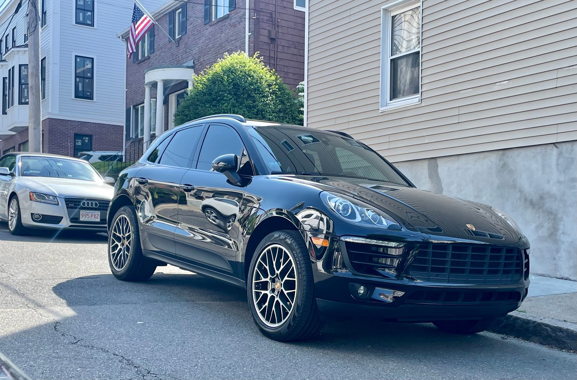 2017 Porsche Macan - 2017 Macan S 29k Miles - CPO - Great build - Used - VIN WP1AB2A54HLB18517 - 29,500 Miles - 6 cyl - Charlestown, MA 02129, United States