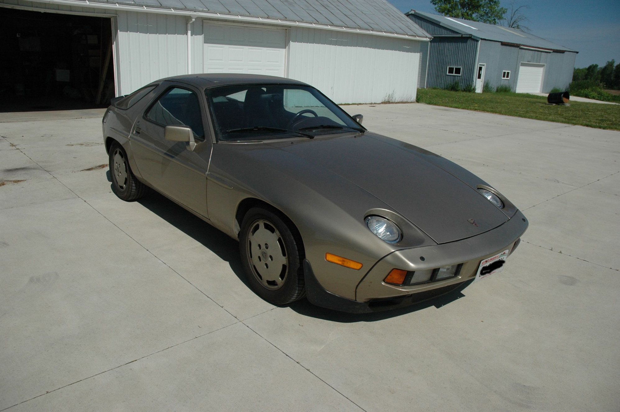 1985 Porsche 928 - 1985 Porsche 928S - Used - VIN WP0JB0920FS862196 - 90,824 Miles - 8 cyl - 2WD - Automatic - Coupe - Beige - Chilton, WI 53014, United States