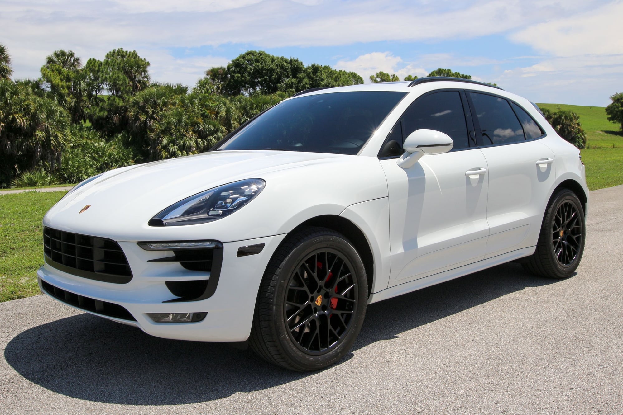 2017 Porsche Macan - 2017 Porshce Macan GTS w/ 7,406 miles - Used - VIN WP1AG2A53HLB52756 - 7,406 Miles - 6 cyl - AWD - Automatic - SUV - White - Riviera Beach, FL 33407, United States