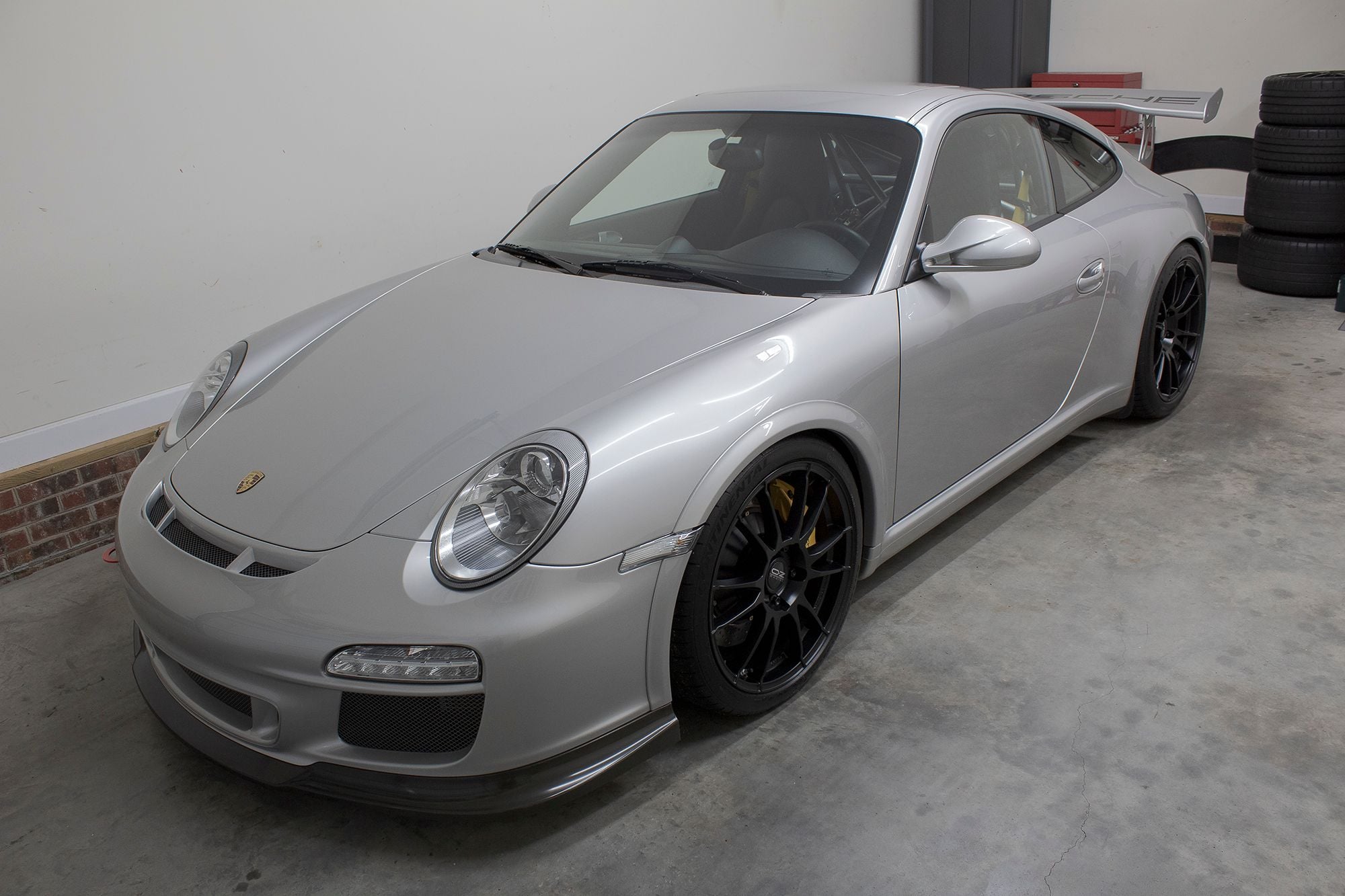 2010 Porsche 911 - Immaculate 2010 997.2 C2S 6MT (130 Images + Video. Low Mileage. OEM GT3 add-ons, etc) - Used - VIN WP0AB2A98AS720532 - 29,500 Miles - 6 cyl - 2WD - Manual - Coupe - Silver - Sanford, NC 27332, United States