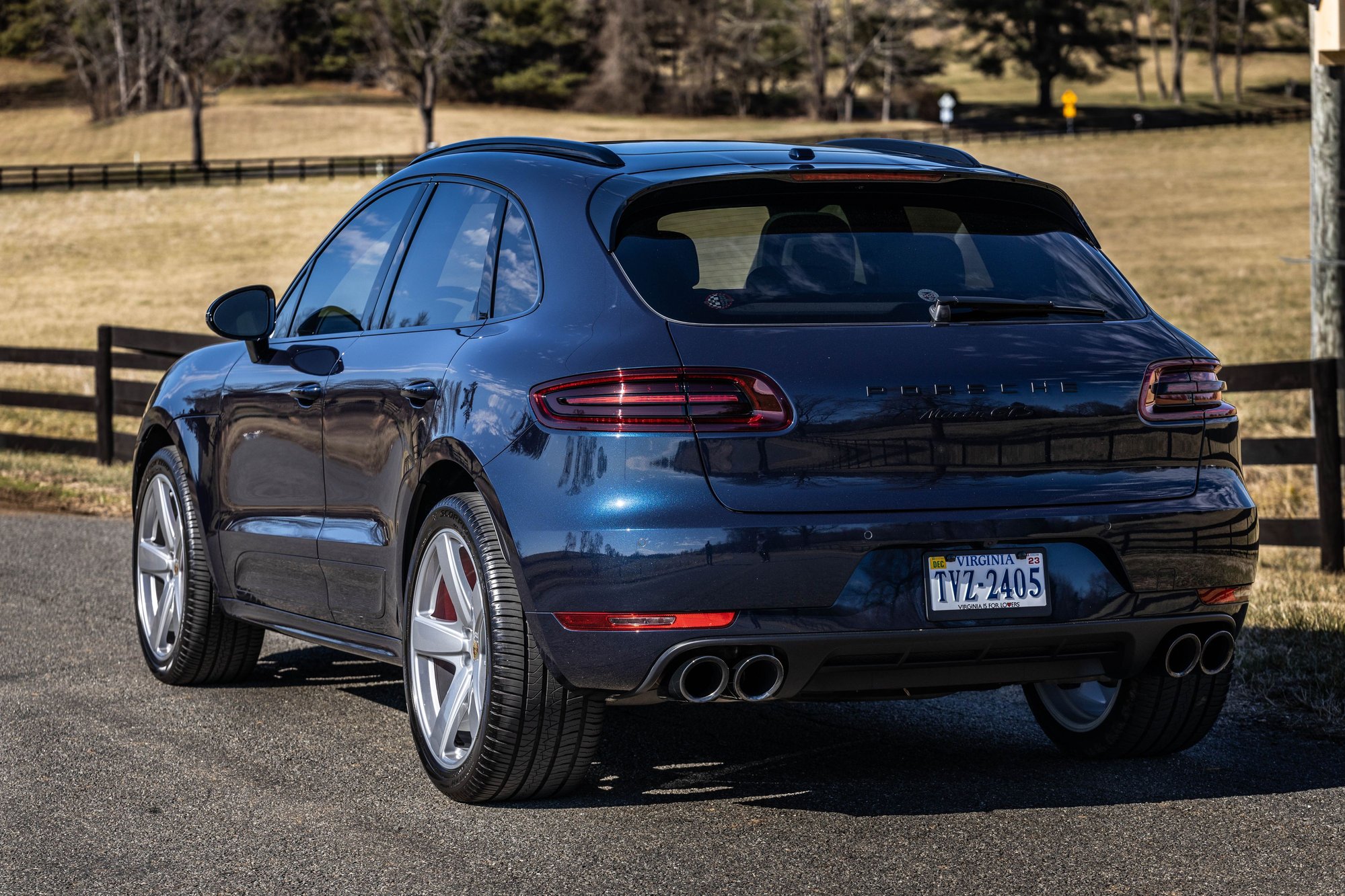 2017 Porsche Macan - 2017 Macan GTS - Night Blue Metallic - 27k Miles - Used - VIN WP1AG2A54HLB51602 - 27,150 Miles - 6 cyl - AWD - Automatic - SUV - Blue - Fairfax, VA 22031, United States